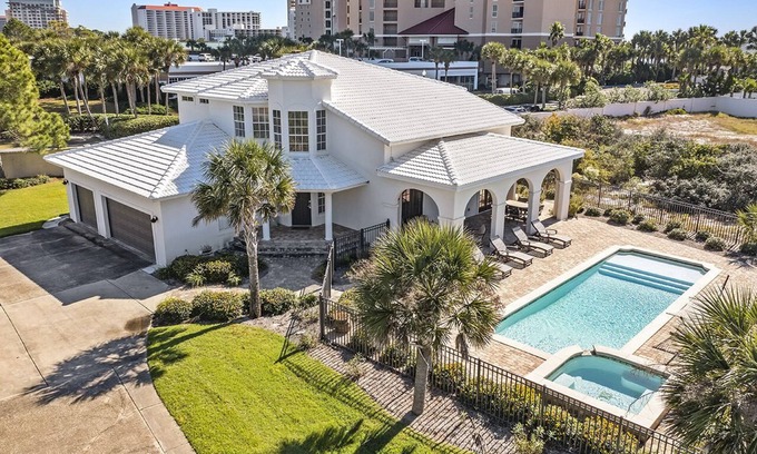 Gulf Pines Casa | Array of Sunshine - Vacation Home Near the Beach with Private Pool