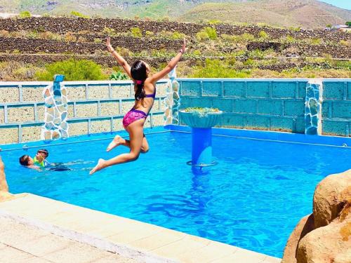 Buzanada Apartamento | Arrebol Suite con Jacuzzi, piscina y naturaleza