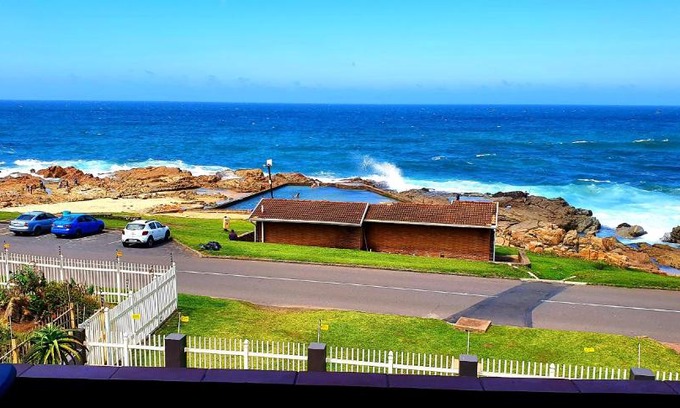 Manaba Beach Apartamento | Arrilette 10 - 6 Sleeper - Bosting Sea Views!