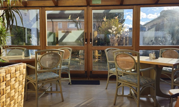 Obermenzing Cama Y Desayuno | ARRIVEL Hotel am Bergson