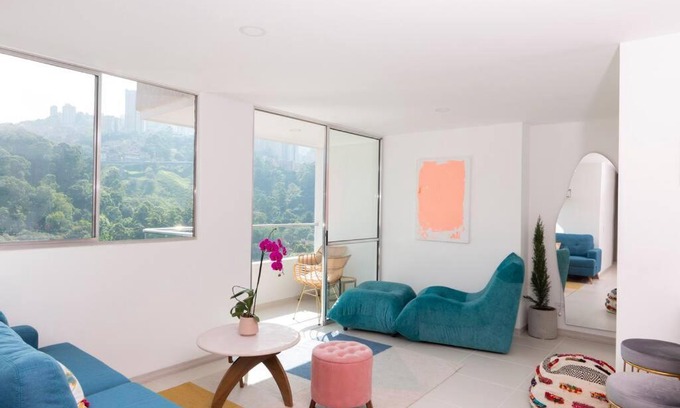 San Diego Apartamento | Art Deco Apartment w/ Mountain View