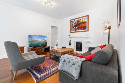 Bellevue Hill Apartamento | Art-Deco Gem in Midlothian Opposite Beach