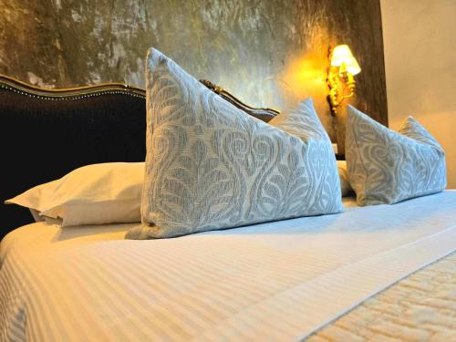 Biandronno Cama Y Desayuno | Art Garage Varese