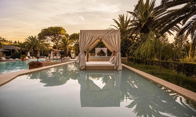 Gouvia Hotel | Art Hotel Debono