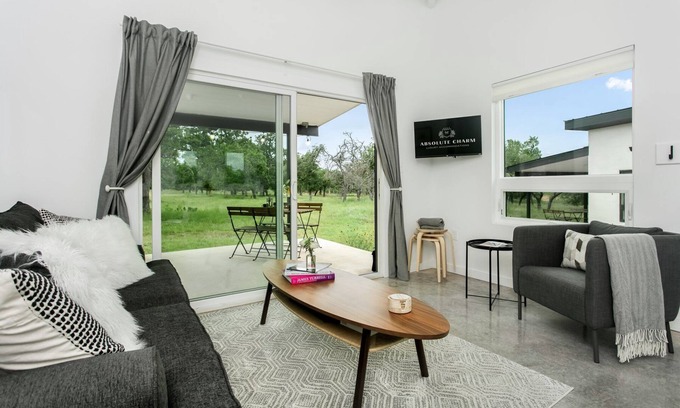 Fredericksburg Cabaña | Art Ranch: Turrell | 1/1, Gas Grill, Hill Country Ambience, Art Classes Onsite