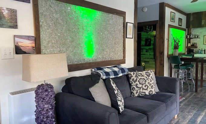 Ashfield Apartamento | Estudio de arte: 1 dormitorio / 1 baño en la cochera histórica