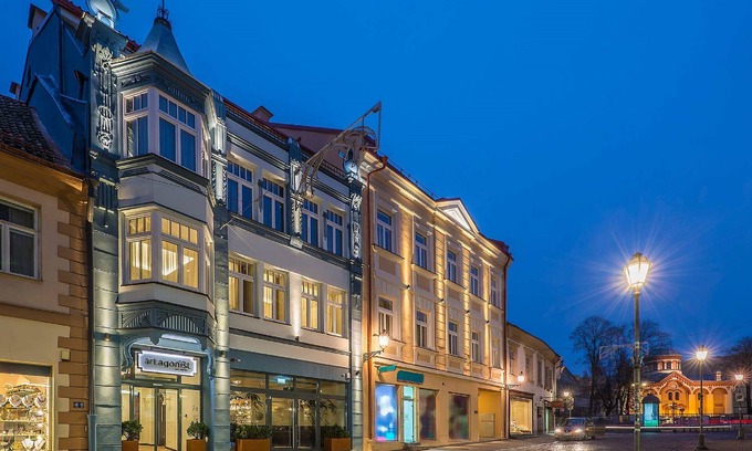 Old Town Hotel | Artagonist Art Hotel
