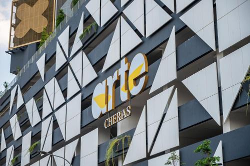 Taman Midah Apartamento | Arte Cheras by KL Homesweet