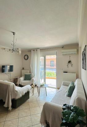 Nea Peramos Apartamento | Artemis apartment