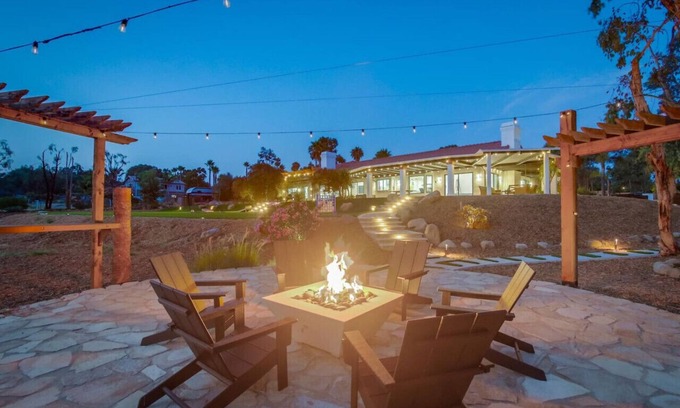San Diego Casa | Artesian Estates -5BR Retreat- Games & Views