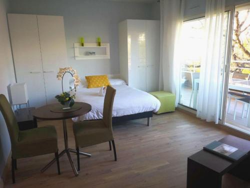 California - Pezou Apartamento | Arthur Properties Bel Air
