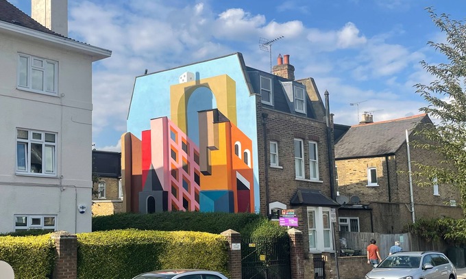 Askew Casa | Artist home - truly unique house in West London