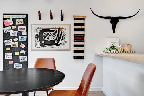 St. Edwards Apartamento | Artist Retreat by SoCo - Sleeps 4 - Free Parking