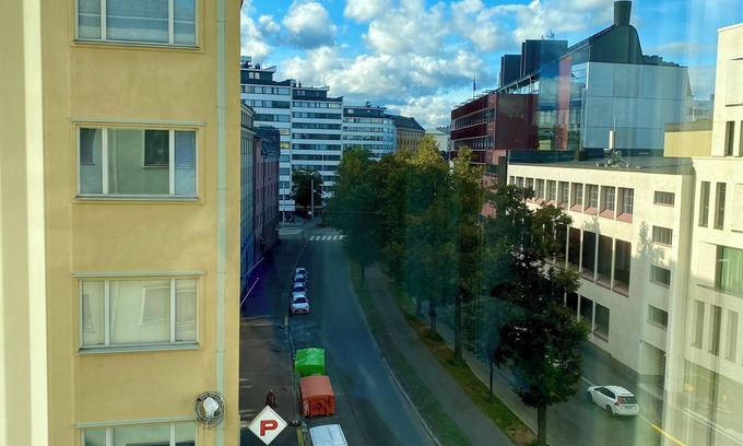 Kallio Condominio | Artistic 2-Bedroom full of light