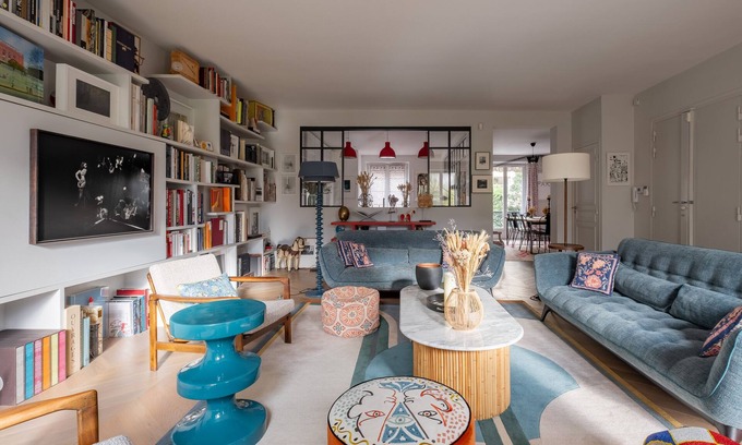 Parchamp–Albert Kahn Apartamento | Artistic Aperture, by Veeve