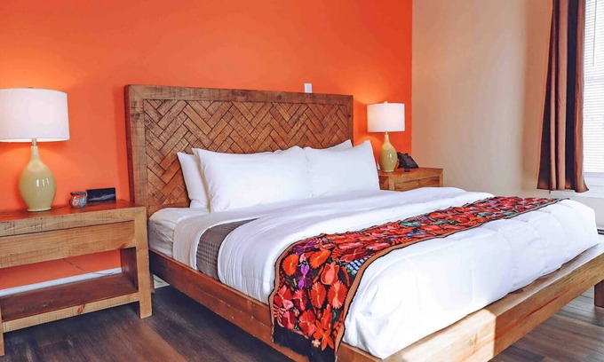 Milford Casa | Artistic Milford Room w/ Living Area | Ideal for Couple Stay