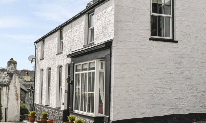 Gwynedd- Snowdonia Cabaña | ARWEL, pet friendly, character holiday cottage in Betws-Y-Coed