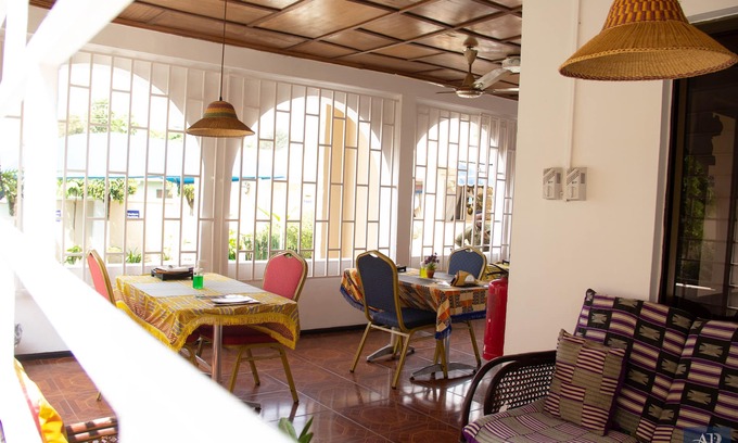 Kumasi Casa | Asantewaa Premier Hotel