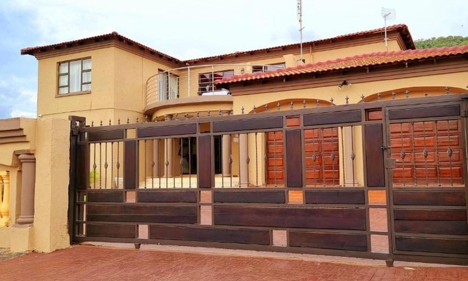 Moses Kotane Casa | Asda guesthouse
