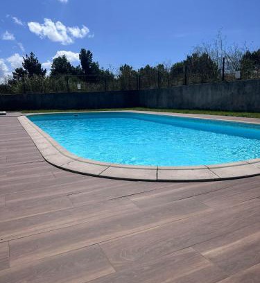 Fisterra Apartamento | Aserradero - Bajo con terraza y piscina !