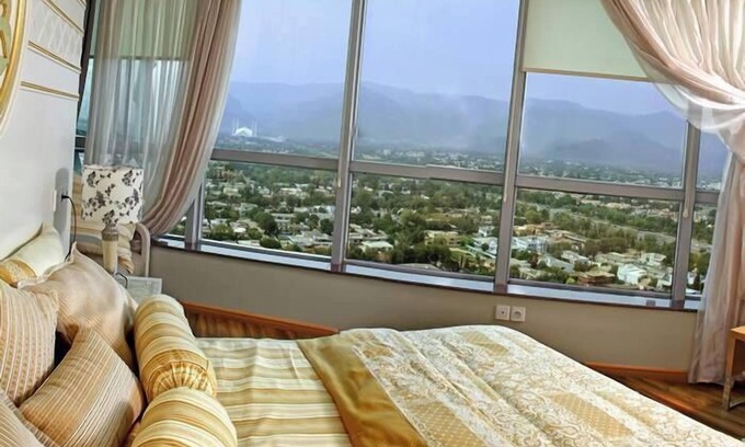 Islamabad Cabina | Ashhubz Lodges