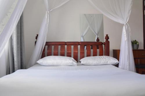 Entebbe Apartamento | Ashok Apartments