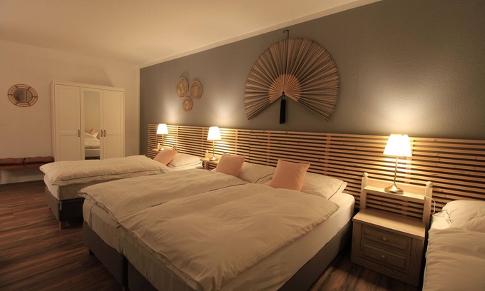 Lauterecken Casa | Asia Dreieck Pension Zimmer