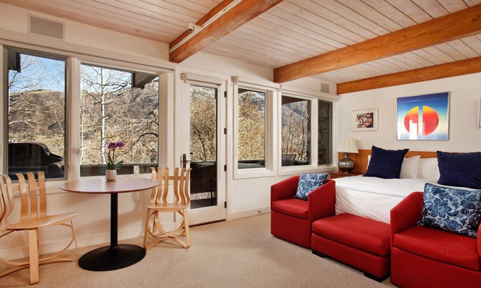 Aspen Condominio | Aspen Alps Apartment #507 Home by RedAwning