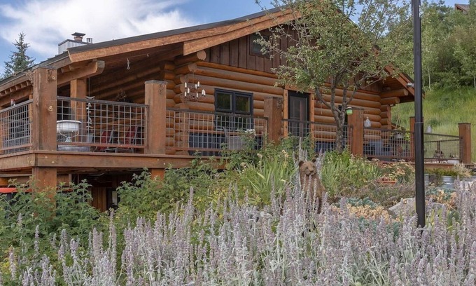 Alpine Casa | Summer Escape at Aspen Bear Paws, Mountain Views