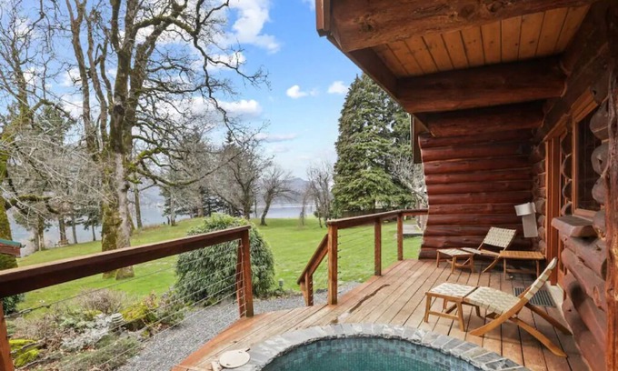 Stevenson Cabina | Aspen Cabin at Wilder and Pine Riverside Cabins