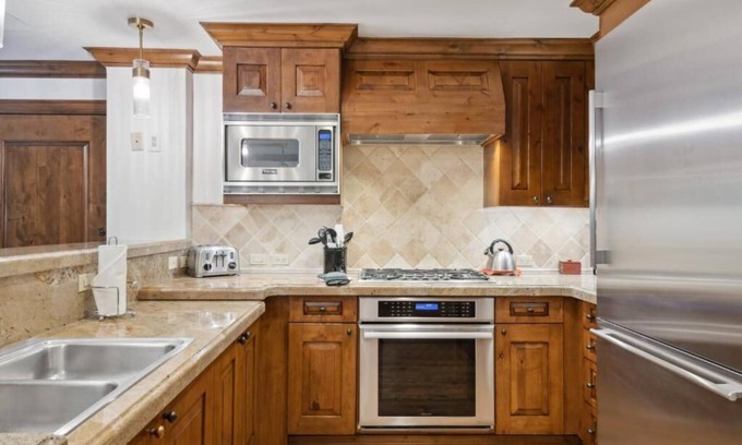 Aspen Complejo | Aspen Mountain Residences Luxury 2-BR/2BA condo 1 block from SilverQueen Gondola