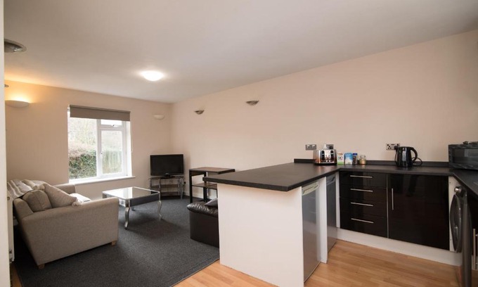 Maidenhead Apartamento | Aston Henry James Courtlands Cosy apartment close to Maidenhead train station