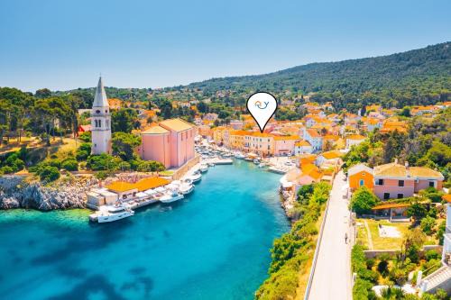 Veli Losinj Apartamento | Astra 2 Veli Lošinj Harbour View - Happy Rentals