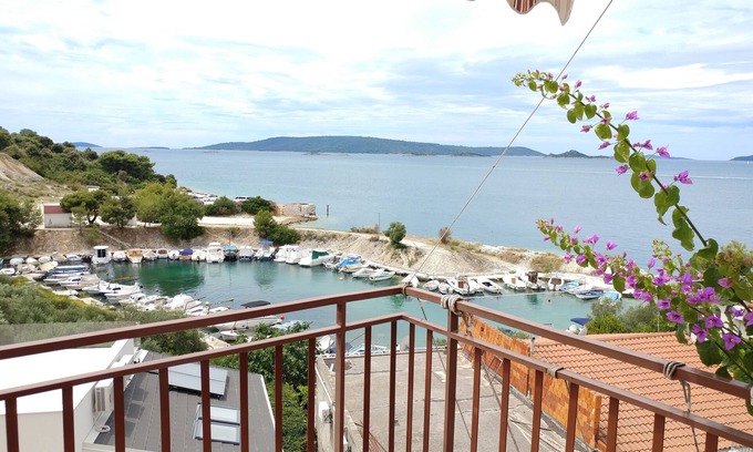 Okrug Donji Apartamento | Astramaris Apartments