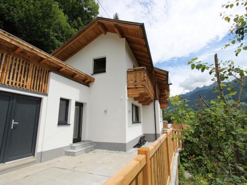 Bruck an der Grossglocknerstrasse Chalet De Esquí | Chalet in Bruck near Ski Slopes, cleaning included