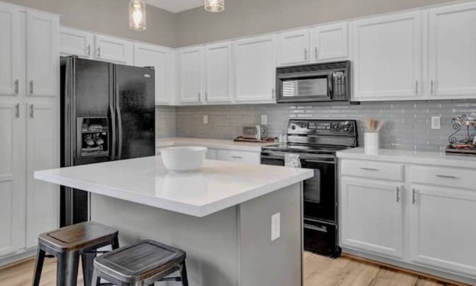 Villages At Queen Creek Casa | At Home in Queen Creek w/ 3 bd+ W/Free Heated Pool