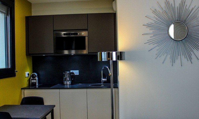 Clermont Ferrand City Centre Apartamento | En casa en Clermont: estudio apart-hotel, place de Jaude