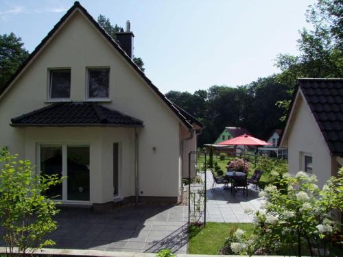 Muritz Casa | at Langhagensee Comfortable holiday residence