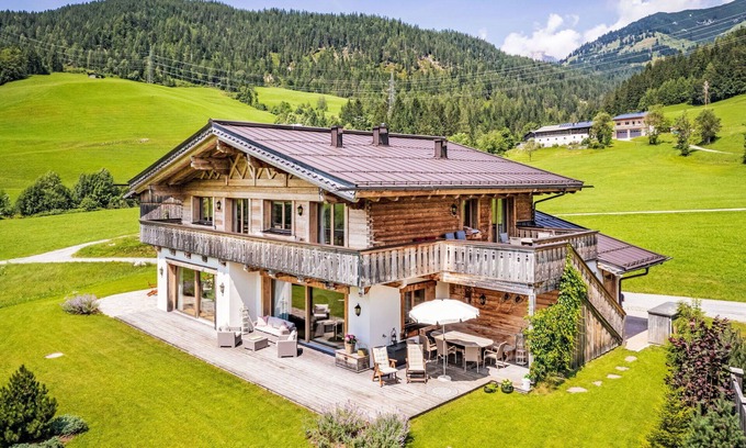 Hinterthal Apartamento | Precioso apartamento para 10 personas con WIFI, TV, balcón, vista panorámica y aparcamiento