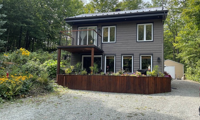 Austin Chalet De Esquí | At the heart of winter activities in the Eastern Townships, Chalet cap du ruisseau awaits you!