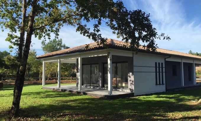 Hourtin Villa | En el lago de Hourtin, Nueva villa con jardín para 8 personas