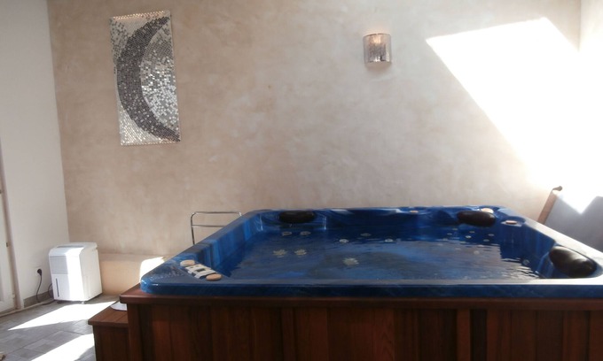 Lamonzie-Montastruc Casa | En la luna de plata, cabaña de balneoterapia en Dordoña