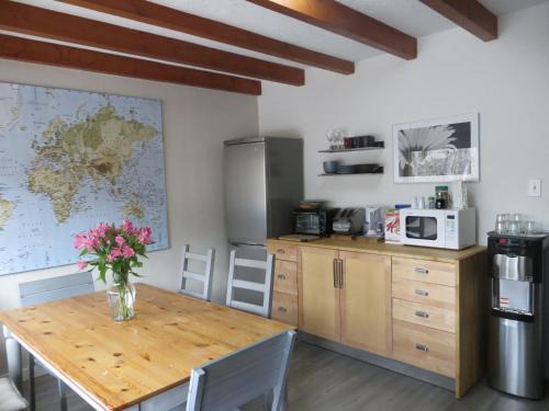 Banff Cama Y Desayuno | At Wits End B&B