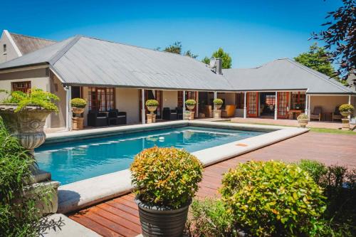 George Casa | Atello Guesthouse