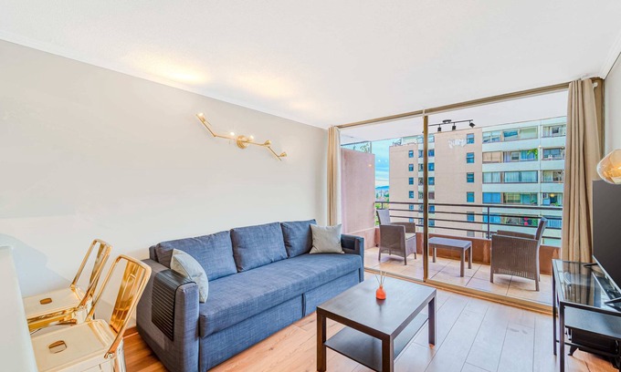 Las Condes Apartamento | Atenas Park 1D con Estacionamiento y Wifi