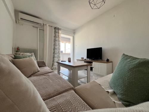 Peristeri Apartamento | Athenian Sky View - next to Metro