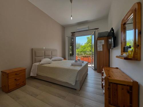 Paleokastritsa Apartamento | Athina Studios