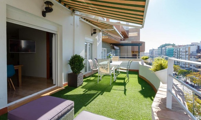 Cádiz Apartamento | Atico La JOYITA free parking by Cadiz4Rentals