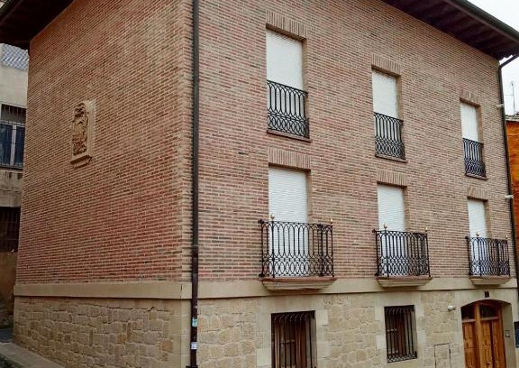 Haro Apartamento | ATICO LUMINOSO EN PLENO CENTRO DE HARO