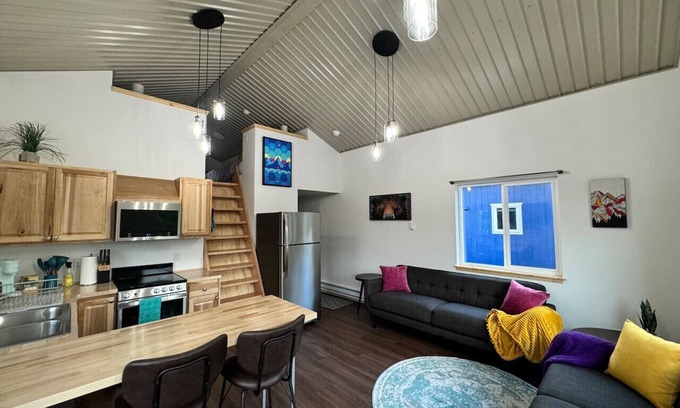 Bear Creek Cabina | Atigun's MountainTop Cabin